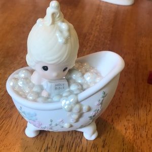 Precious Moments Figurine